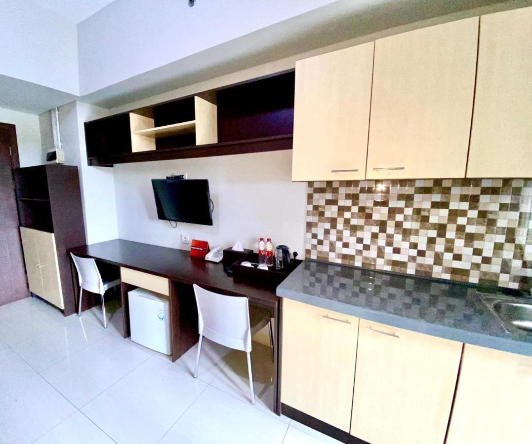 Skyland City Hotel Jatinangor Cilimus エクステリア 写真