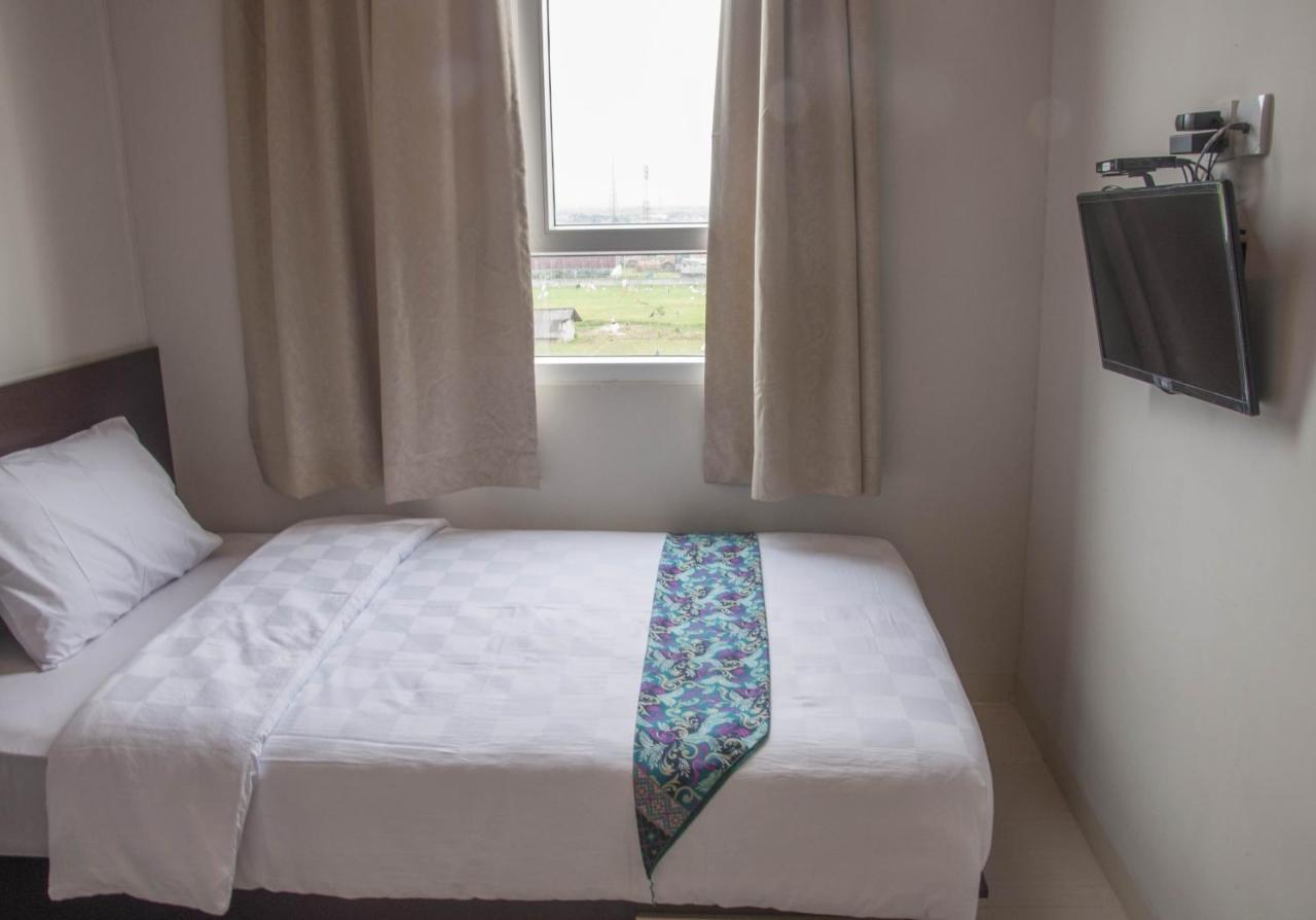Skyland City Hotel Jatinangor Cilimus エクステリア 写真