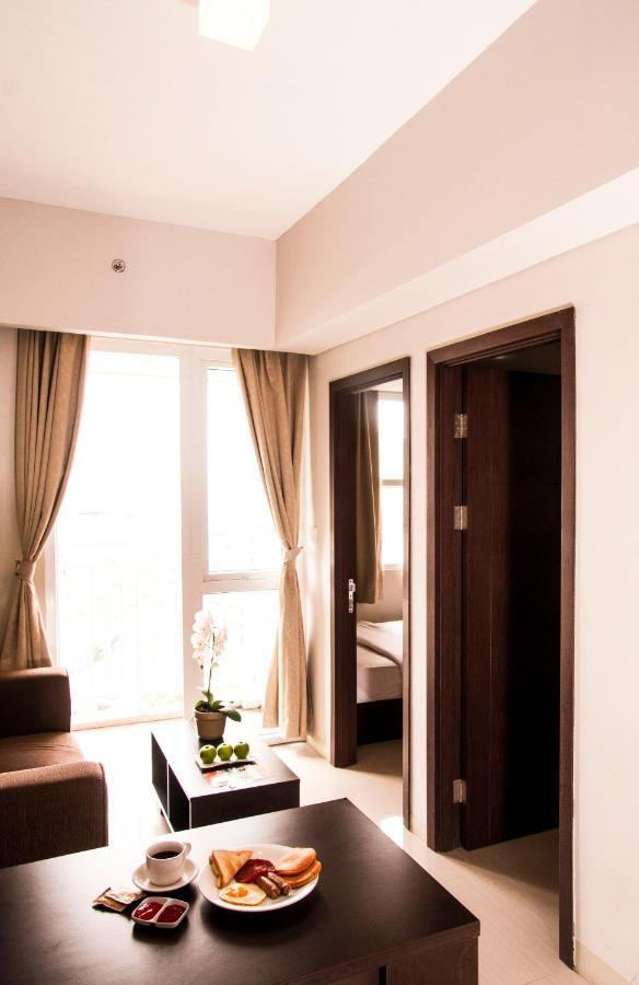 Skyland City Hotel Jatinangor Cilimus エクステリア 写真