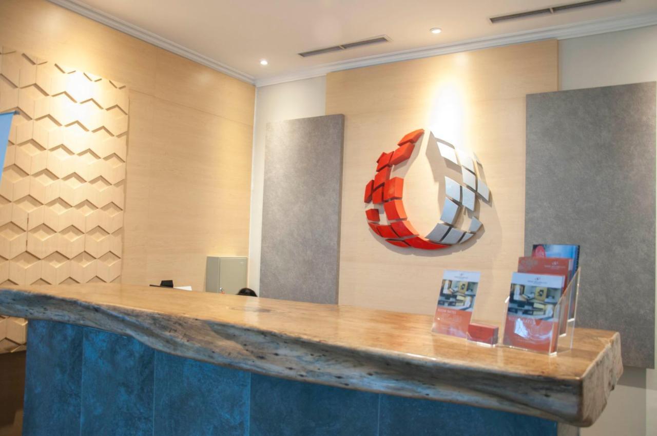 Skyland City Hotel Jatinangor Cilimus エクステリア 写真
